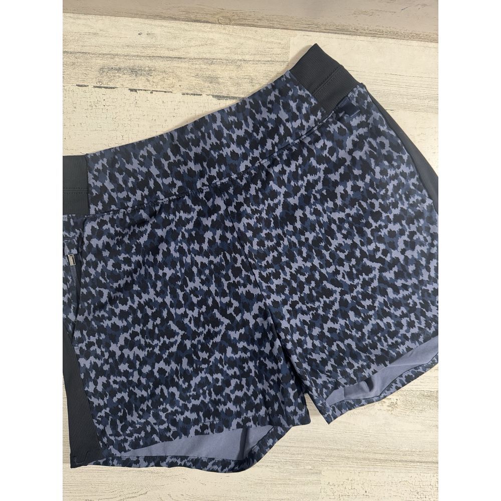 Athleta 4" Brooklyn High Rise Printed Blue And Black‎ Shorts Size 0